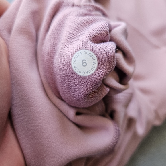 Lululemon Aligns - Spanish Rose - Picture 6 of 6